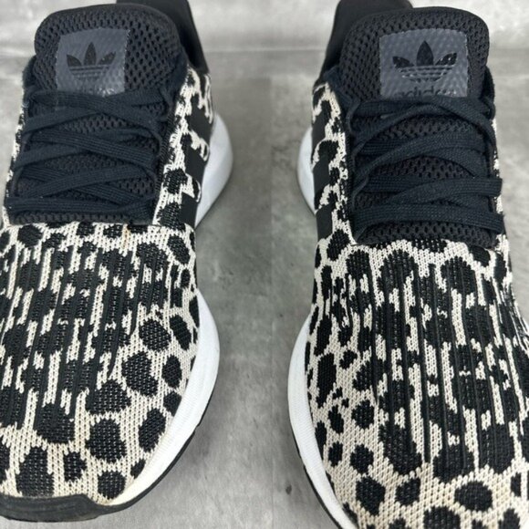 Adidas Leopard Sneaker Size 8 - Picture 10 of 12